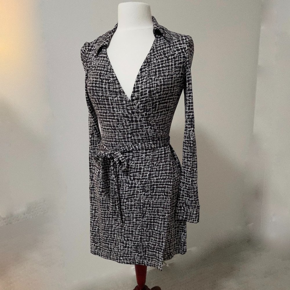 Vintage Diane Von Furstenberg Silk Wrap dress